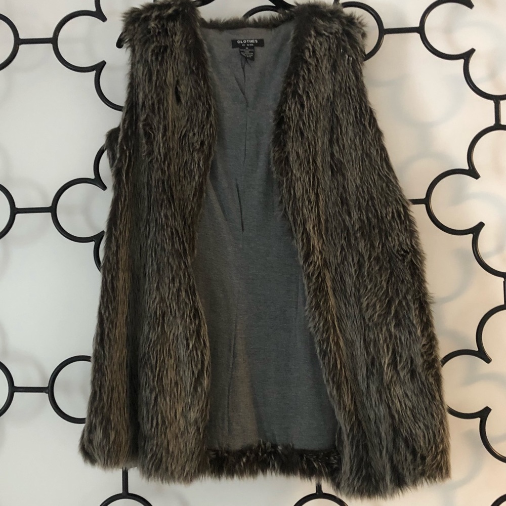 Clothes By Reyna Faux Fur Vest
